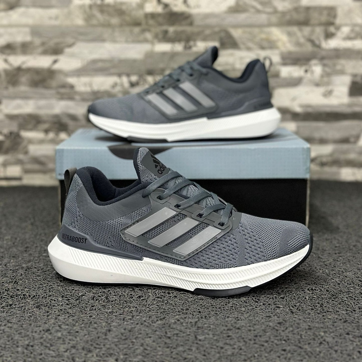 Adidas Ultraboost Gris Caballero